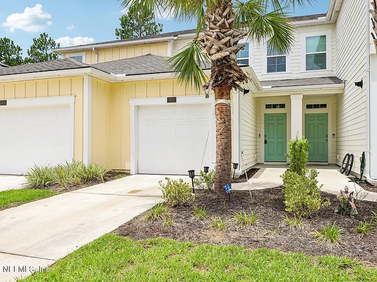 593 Coastline Way — Photo 1