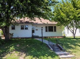305 S 27th St, Lexington, MO 64067