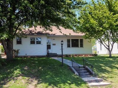305 S 27th St, Lexington, MO, 64067