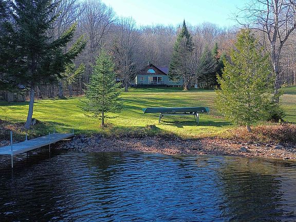 2nd image of 1018 Hurricane Brook Road