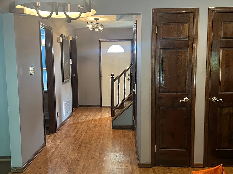 7 Freedom Pl — Photo 2