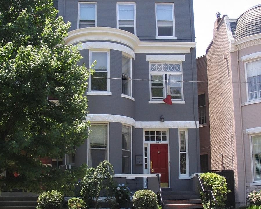 1st image of 1421 Grove Ave APT 1