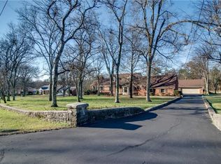 4001 Brush Hill Rd, Nashville, TN 37216