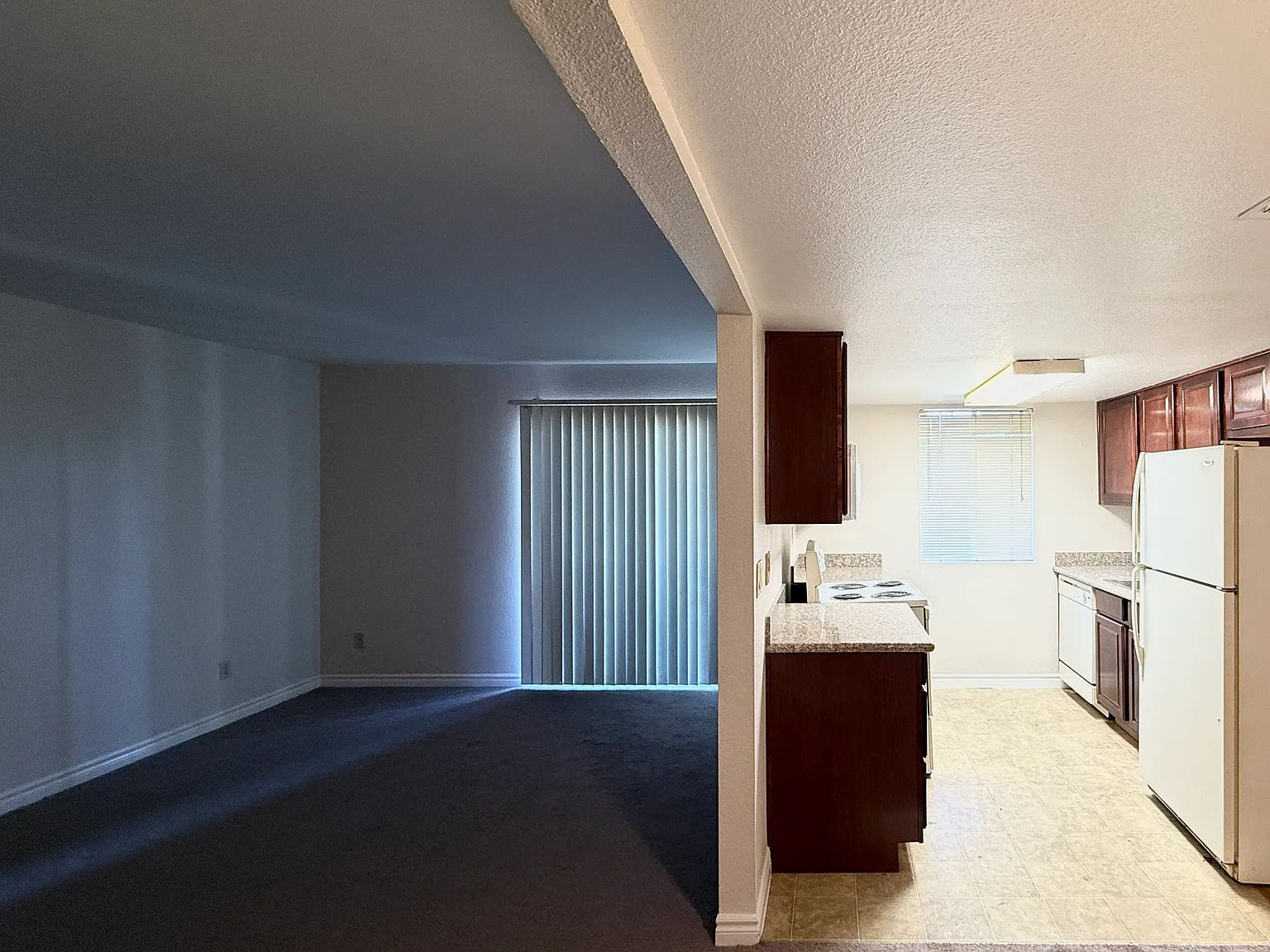 1 bed, 700 sqft, $1,150 — Photo 2