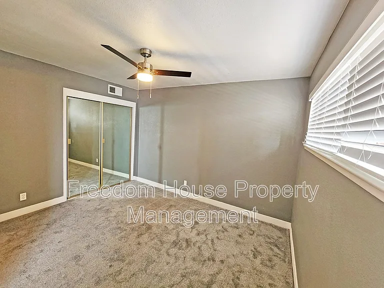 5409 Mountain View Dr — Photo 19