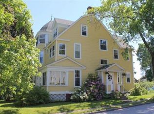 84 Burncoat St, Worcester, MA 01605