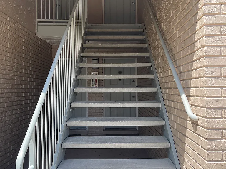 7210 N Manhattan Ave #621 — Photo 6