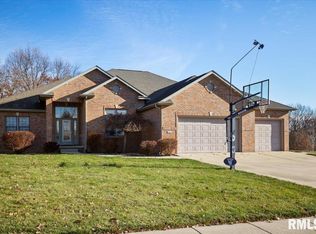 4855 Sage Rd, Rochester, IL 62563