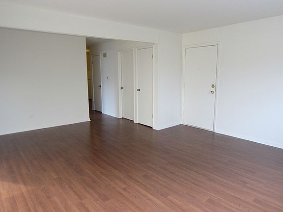 4th image of 9977 Linda Ln APT 2N