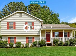 1410 Compton Woods Dr, Loganville, GA