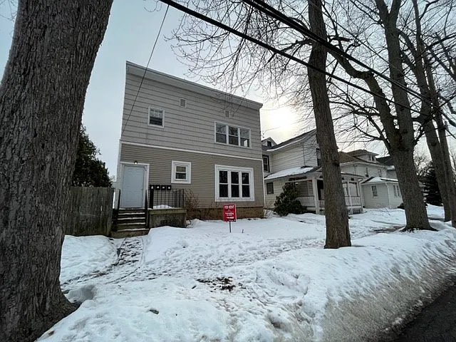 70 Harvey Ave #5 — Photo 16