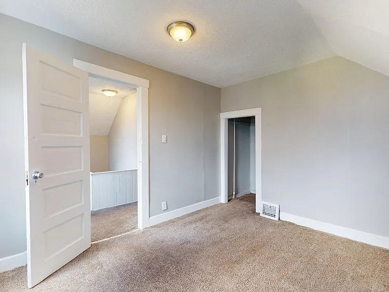 3452 W 44th St — Photo 20