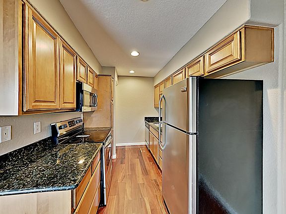 4th image of 2338 W Lindner Ave Unit 36