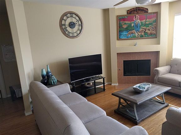 4th image of 4122 Maidstone Dr