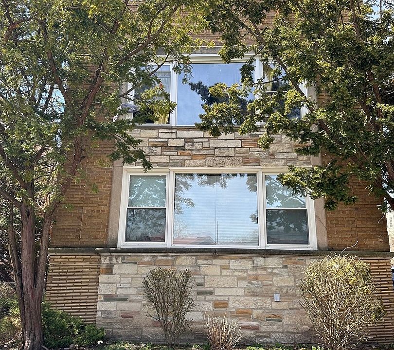 1st image of 8118 S Saginaw Ave #Basement