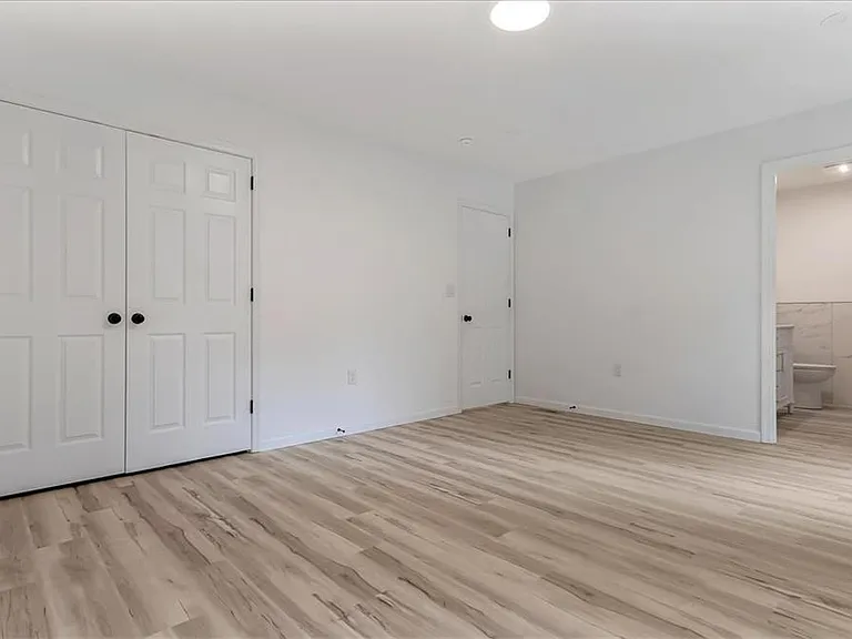 2704 Starlight Ter — Photo 55