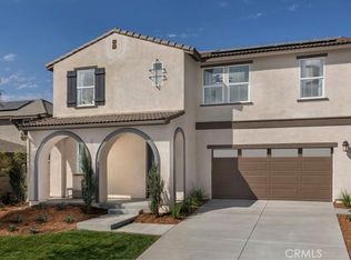 2418 Walker St, Rialto, CA 92377