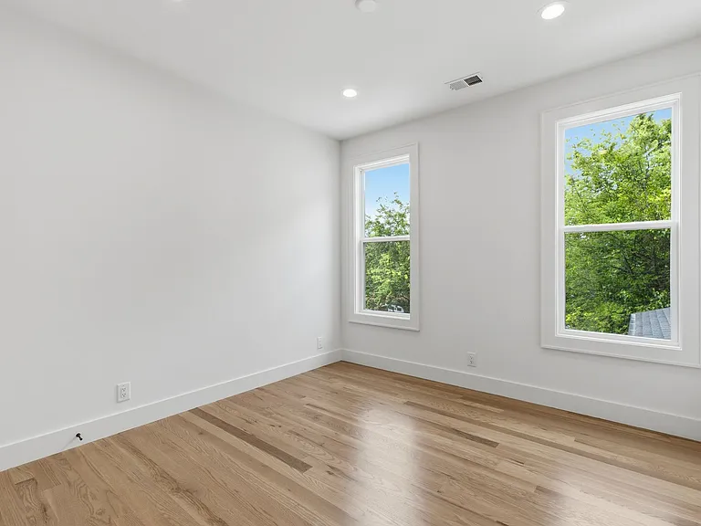 1703B Jeans Ct — Photo 27