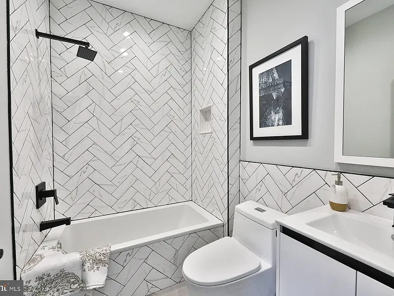 1612 Cambridge St #-203 — Photo 7