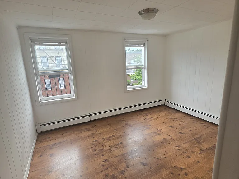 601 4th Ave #2 — Photo 14