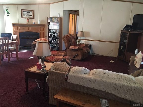 3rd image of 110 Ranchland Drive