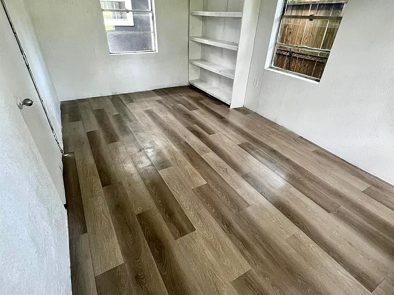 2107 Garvey Dr — Photo 36