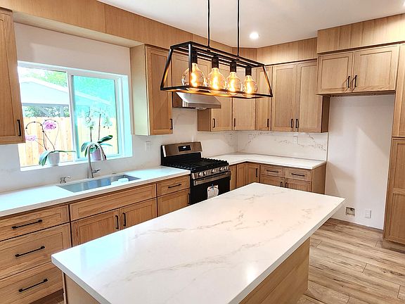 Kitchen (Refrigerator will be provided)
