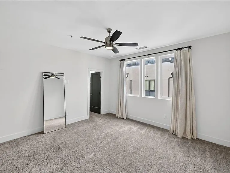 1214 Chelsea Cir NW — Photo 13