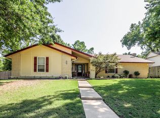 9224 E 68th St S, Tulsa, OK 74133