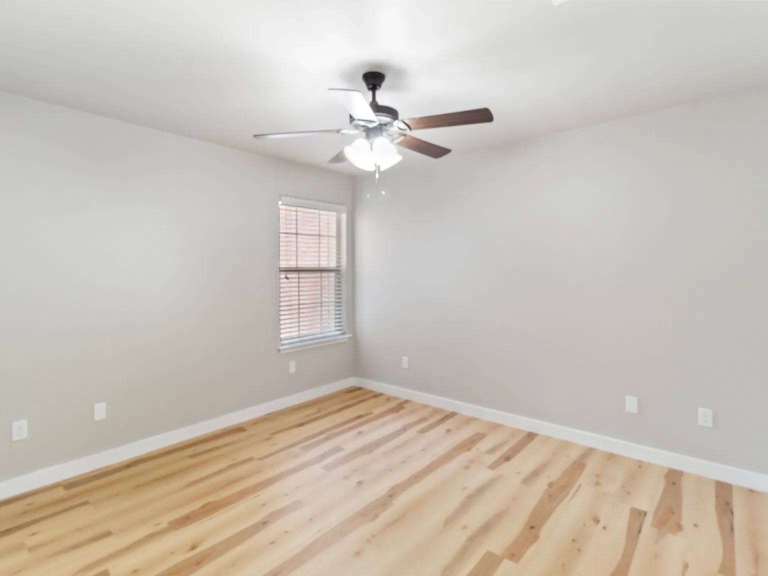 3 bed, 1235 sqft, $1,495 — Photo 3
