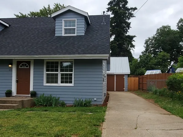 876 NE Christian St, Myrtle Creek, OR 97457