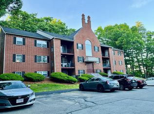 9 Louisburg Sq APT 1, Nashua, NH 03060