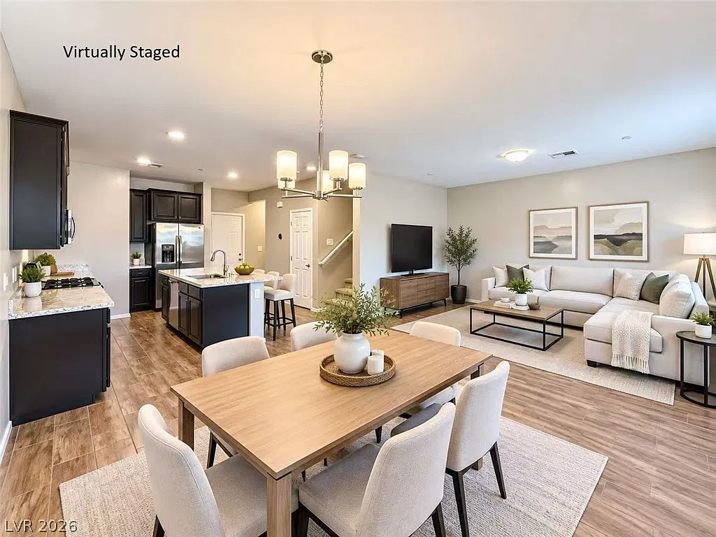 3 bed, 2.5 bath, 1781 sqft, $1,895 — Photo 2