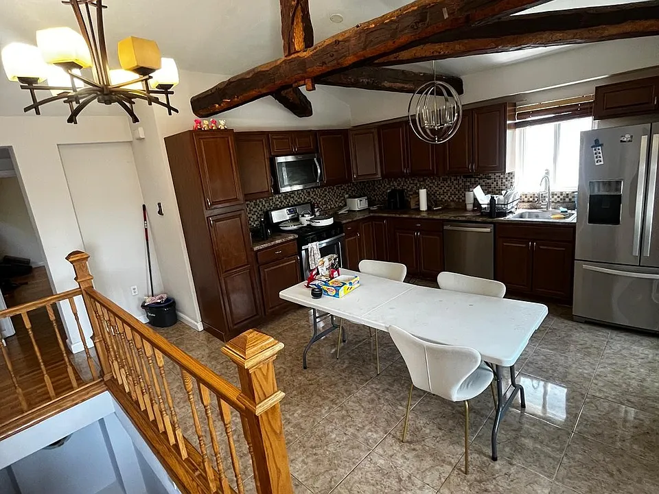 56 Crescent Ave #2U