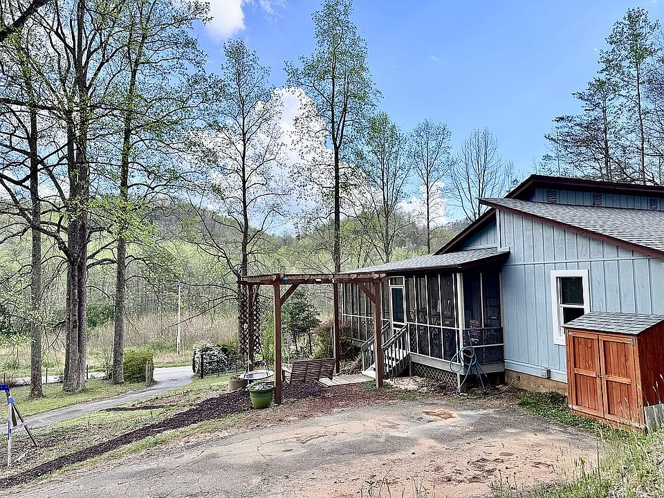 1st image of 741 Gap Creek Rd