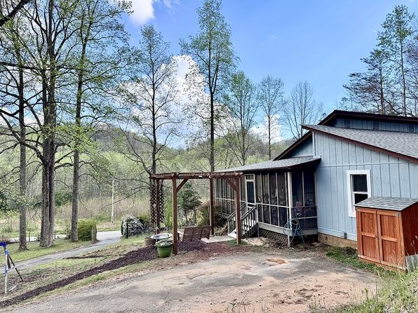 741 Gap Creek Rd