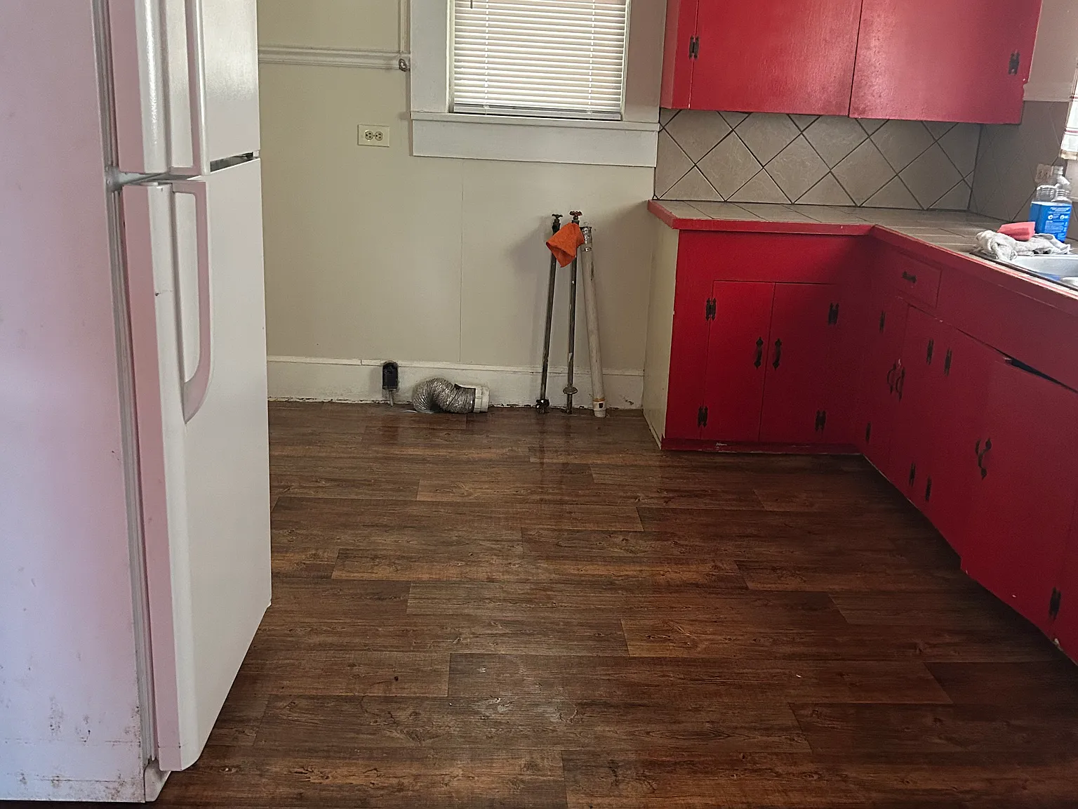 3 bed, 1280 sqft, $1,250 — Photo 4