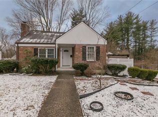 95 Giddings Ave, Windsor, CT 06095