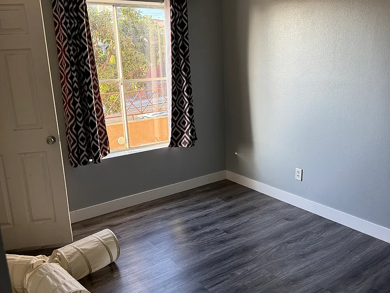 1775 Ohio Ave #212 — Photo 4