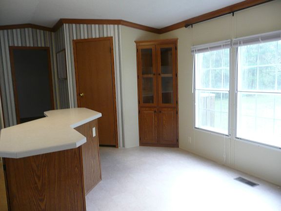 3rd image of 24127 Millican Dr