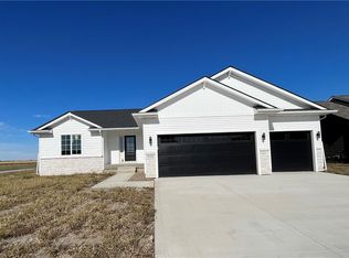 232 11th Ct NW, Bondurant, IA 50035