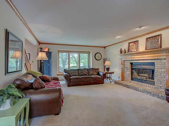 3rd image of 13710 W Maria Dr