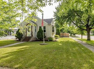 202 2nd St NE, Barnesville, MN 56514