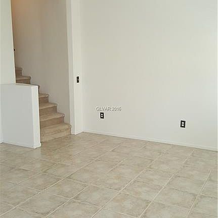 3rd image of 1108 Dusty Creek St