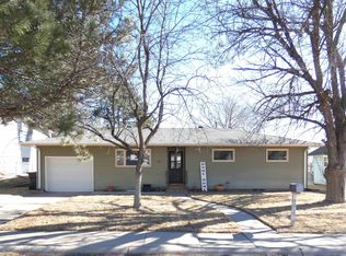 4215 Indian Rd, Kearney, NE 68847
