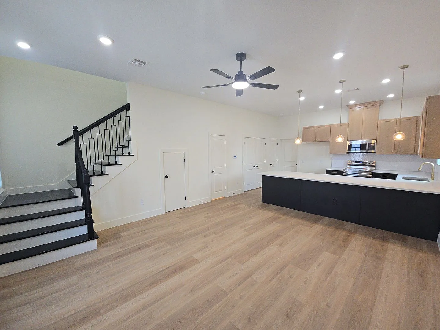 7956 Bonaire St — Photo 3
