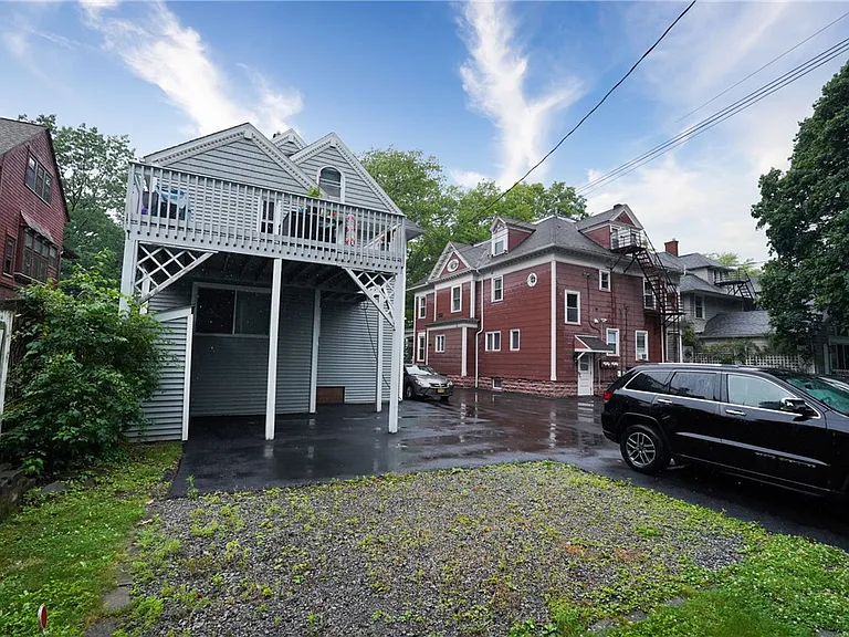 190 Dartmouth St #1 — Photo 24