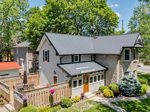 20314 Leslie St, East Gwillimbury, ON L0G 1R0