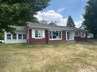 216 N Line St, Columbia City, IN 46725