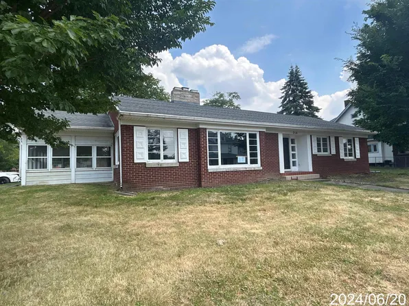 216 N Line St, Columbia City, IN 46725